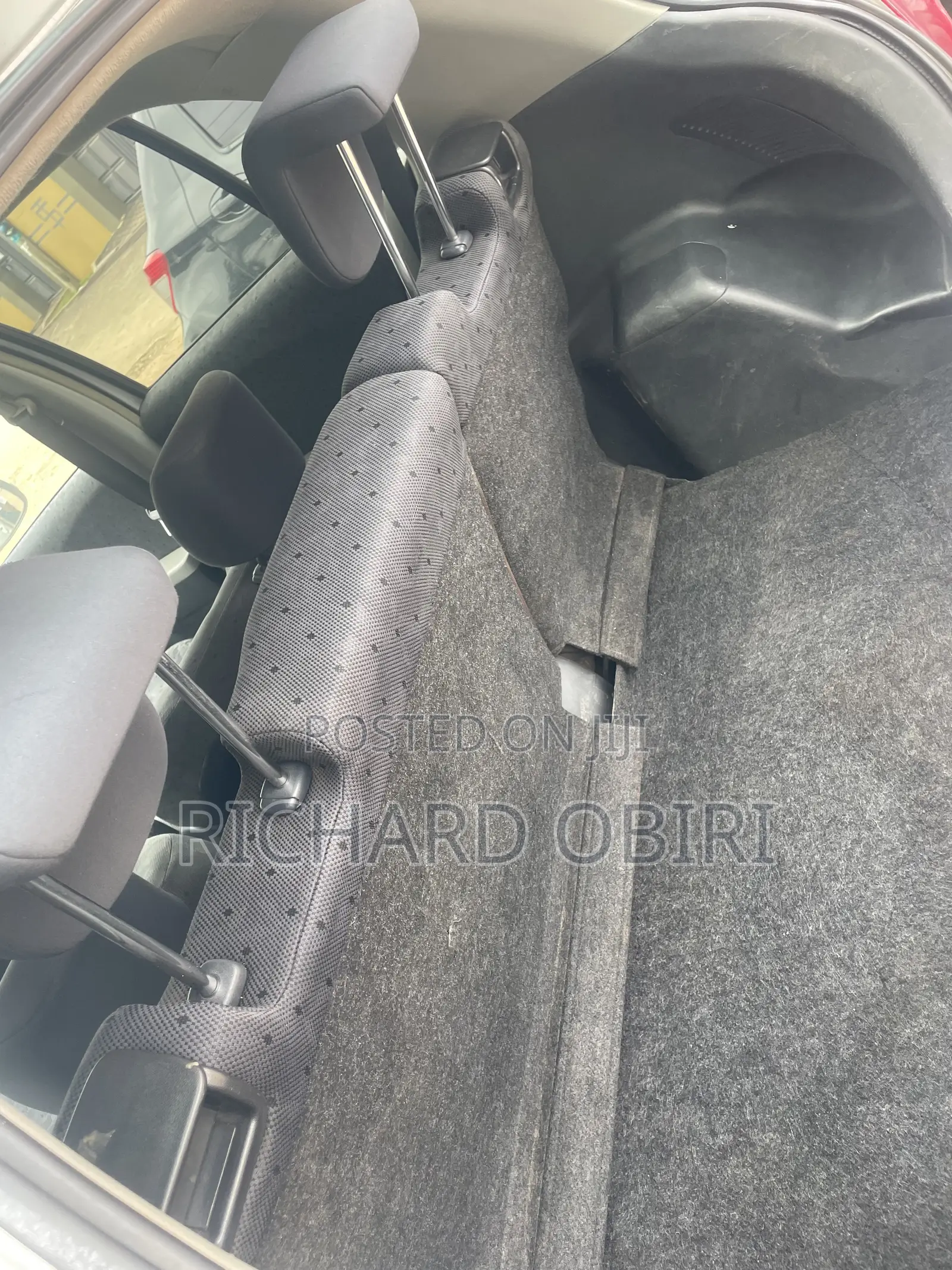 Toyota Vitz 1.3 AWD 5dr 2010 Silver
