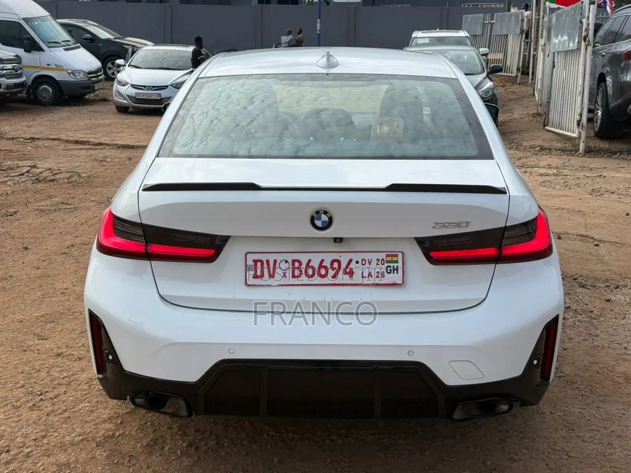 BMW 330 2019 White