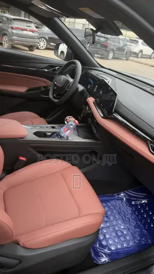 New Changan X5 Plus 1.5 Blue Core FWD 2025 Silver