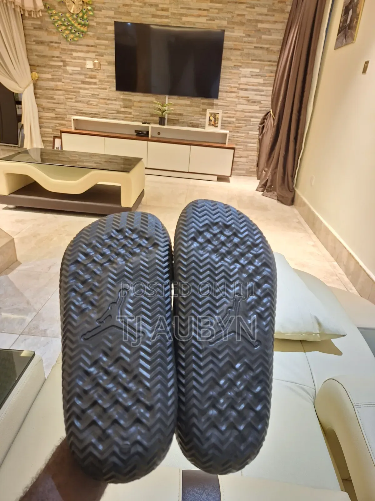 Jordan Play Slides