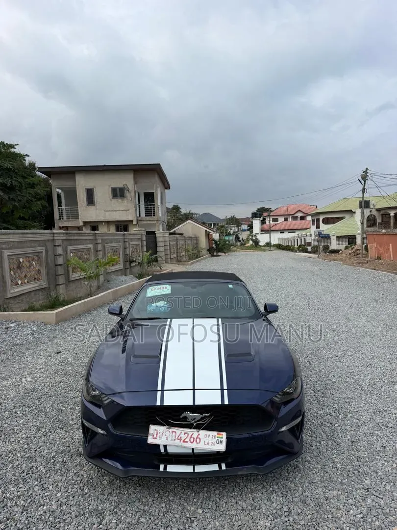 Ford Mustang 2020 Blue