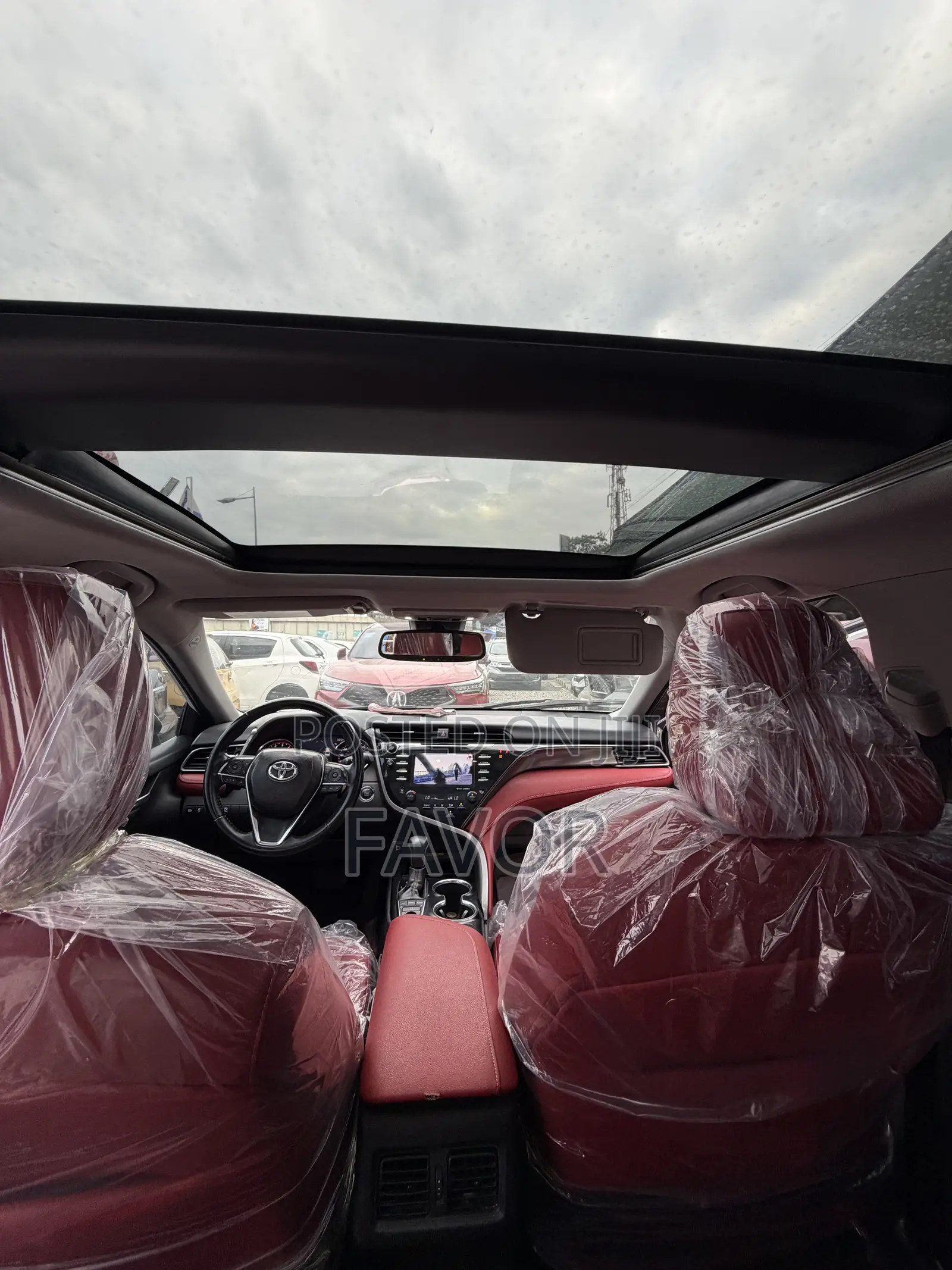 Toyota Camry XSE (2.5L 4cyl 8A) 2019 White