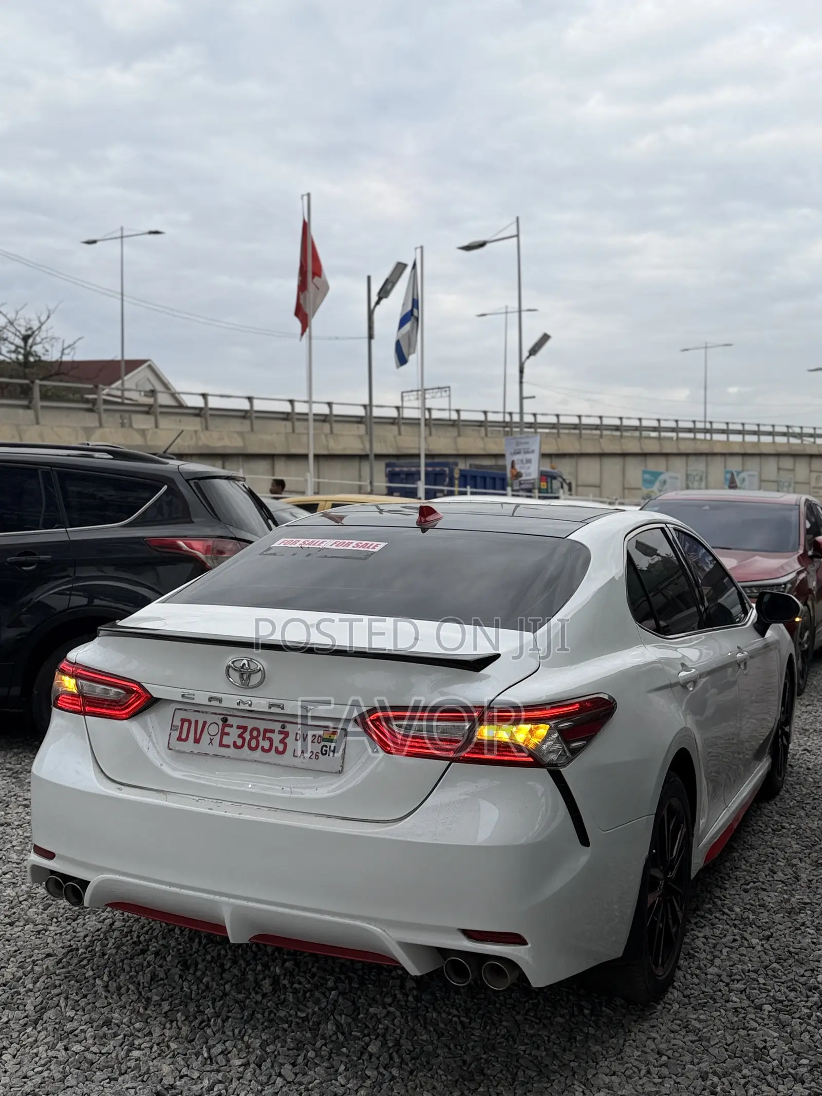 Toyota Camry XSE (2.5L 4cyl 8A) 2019 White