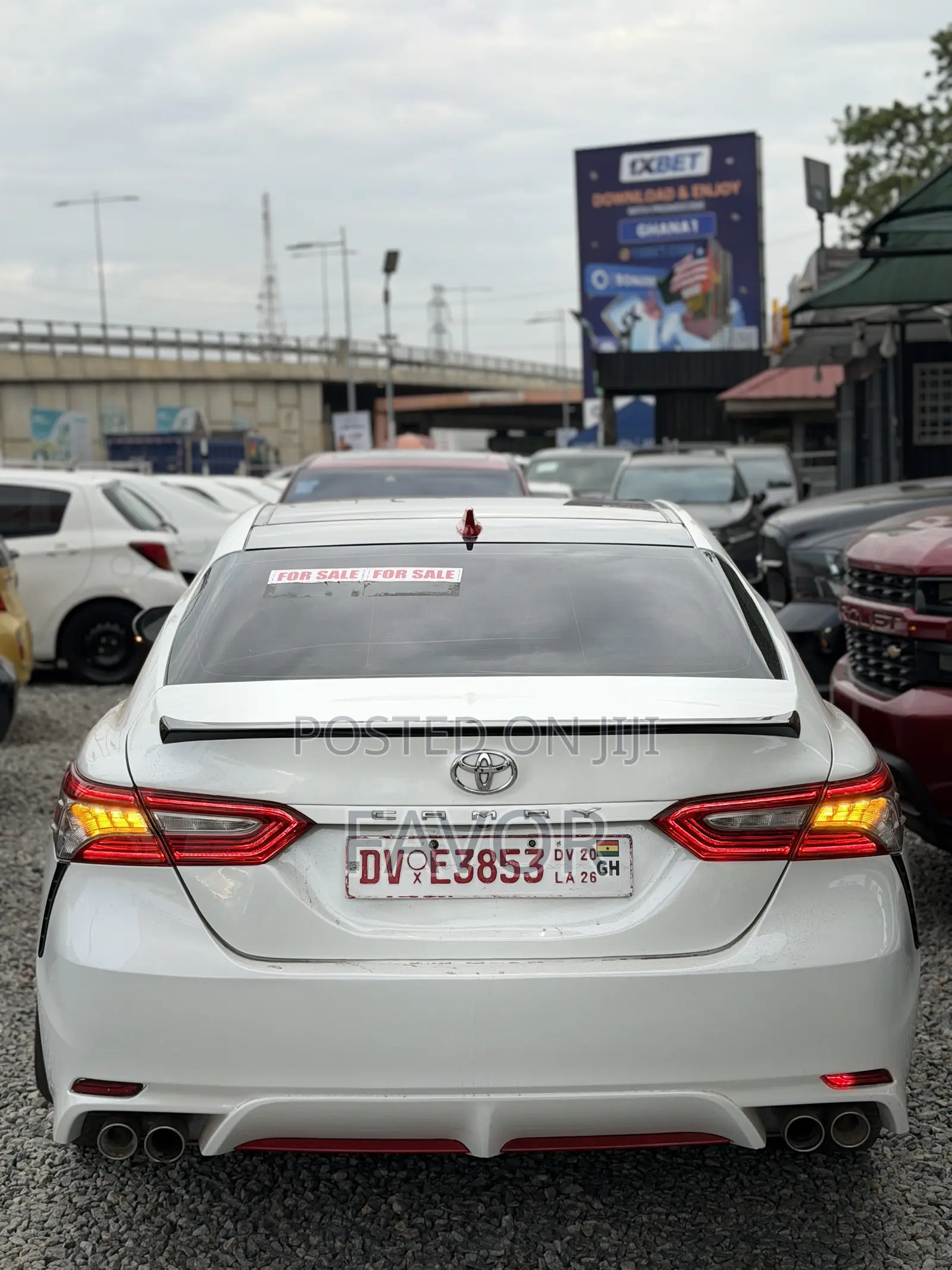 Toyota Camry XSE (2.5L 4cyl 8A) 2019 White