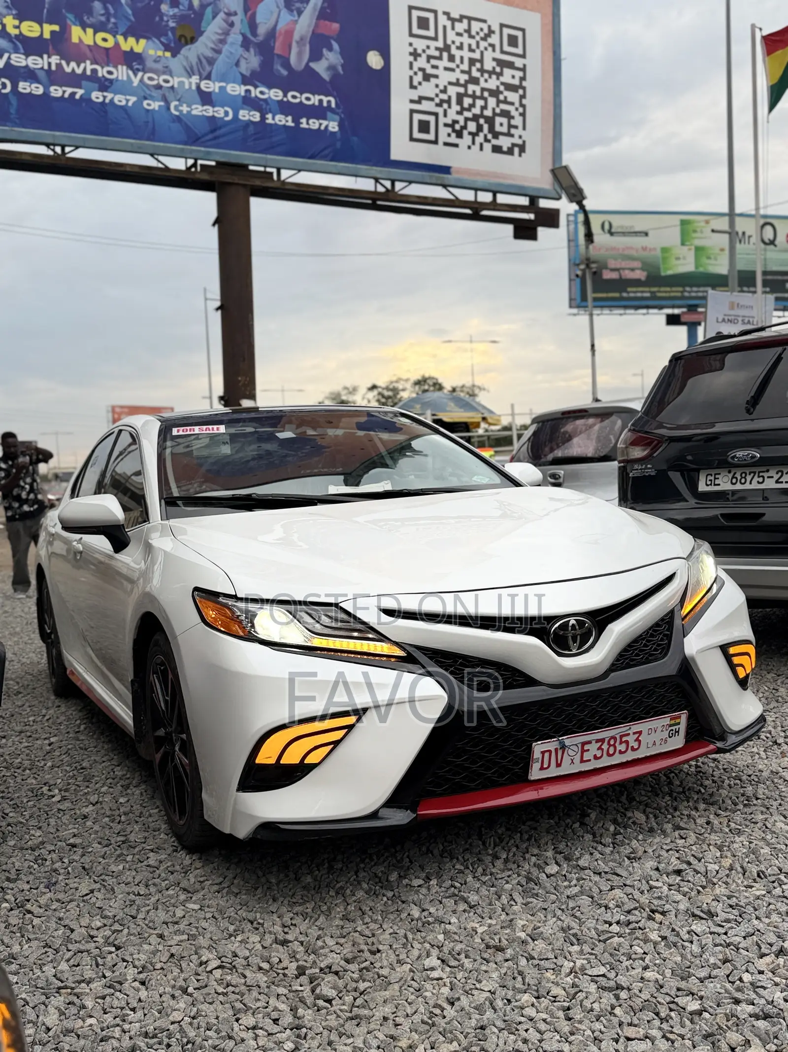 Toyota Camry XSE (2.5L 4cyl 8A) 2019 White