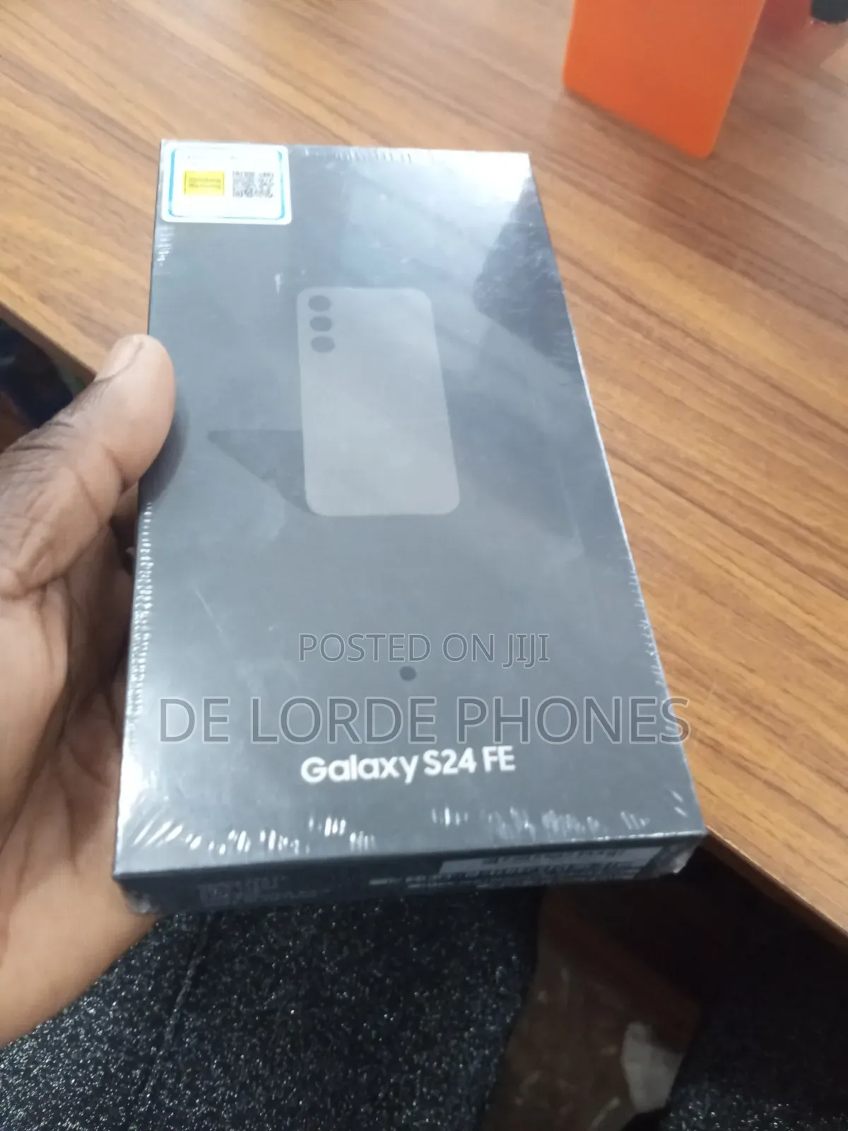 New Samsung Galaxy S24 FE 128 GB Black