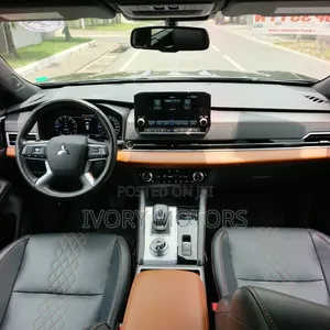 Mitsubishi Outlander 2024 Black