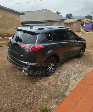 Toyota RAV4 SE 4dr SUV AWD (2.5L 4cyl 6A) 2018 Green