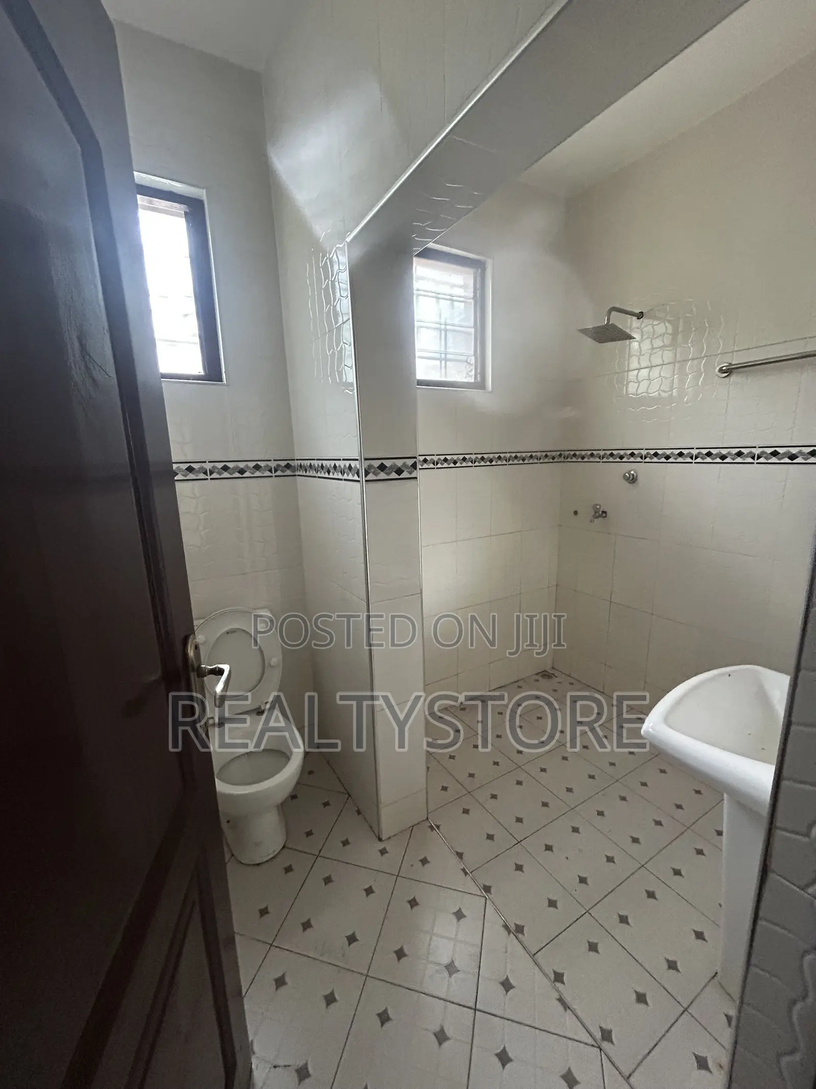 2bdrm Apartment in Ashongman Estate, Accra Metropolitan for rent