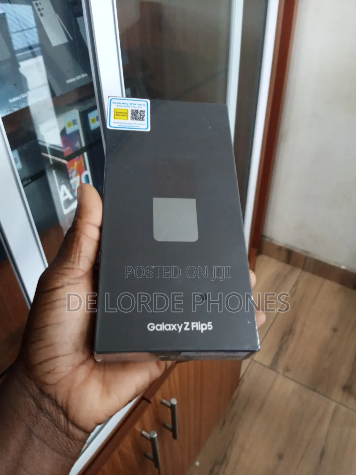 New Samsung Galaxy Z Flip 5 256 GB Black