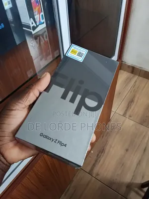 New Samsung Galaxy Z Flip4 256 GB Black