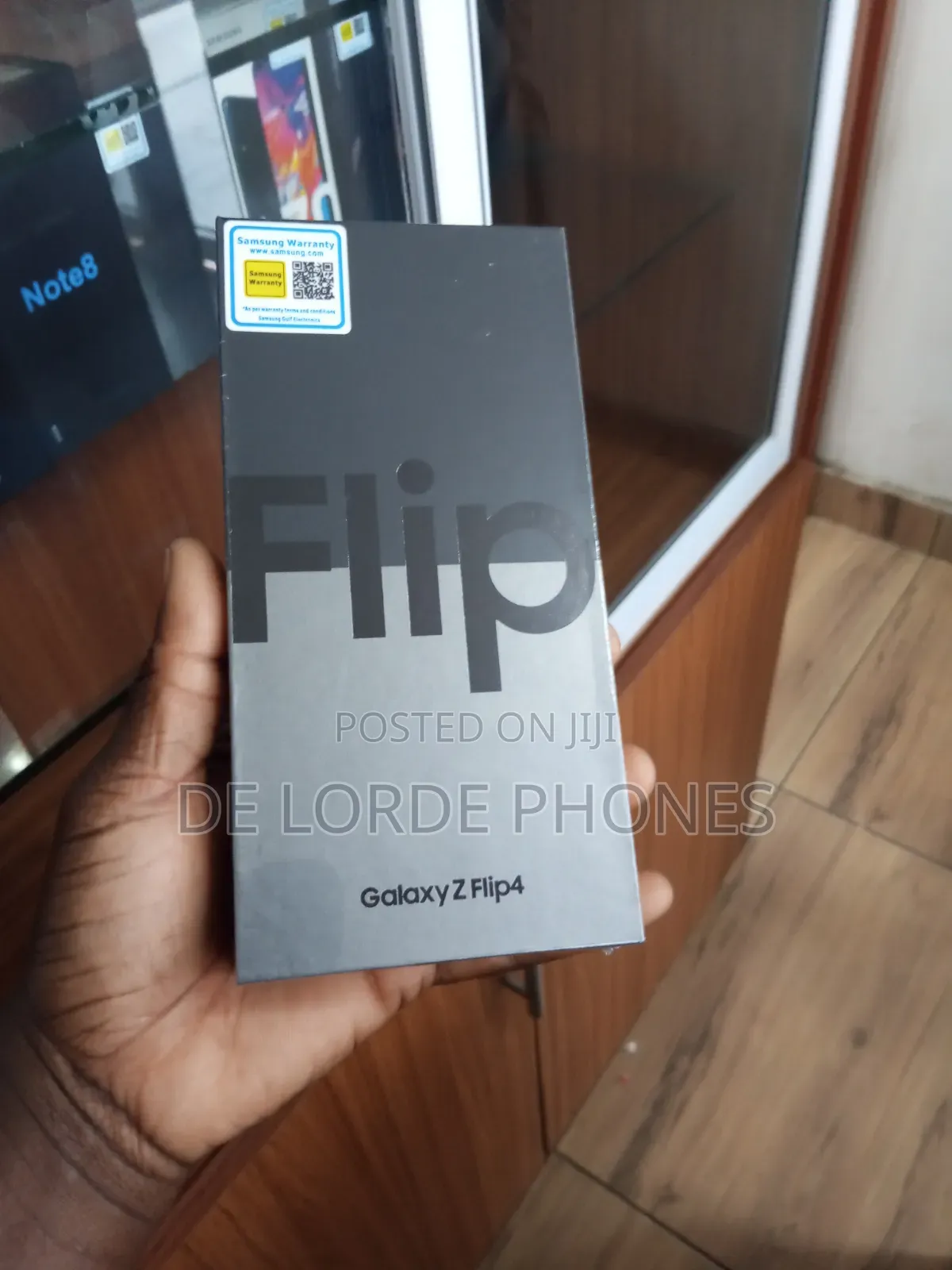 New Samsung Galaxy Z Flip4 256 GB Black