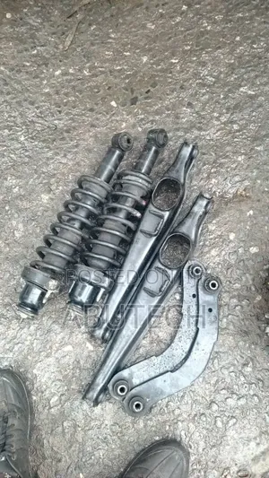 Back Lowerarm Mitsubishi Outlander 2008, 2009, 2012, 2015, 2017