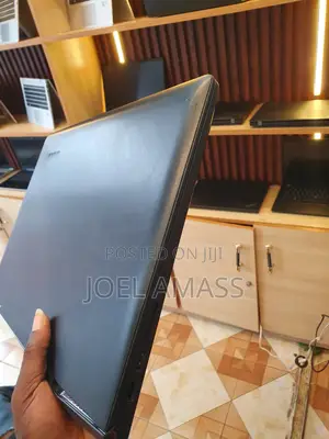 Laptop Lenovo IdeaPad Y730 8GB Intel Core i5 HDD+SSD 1T