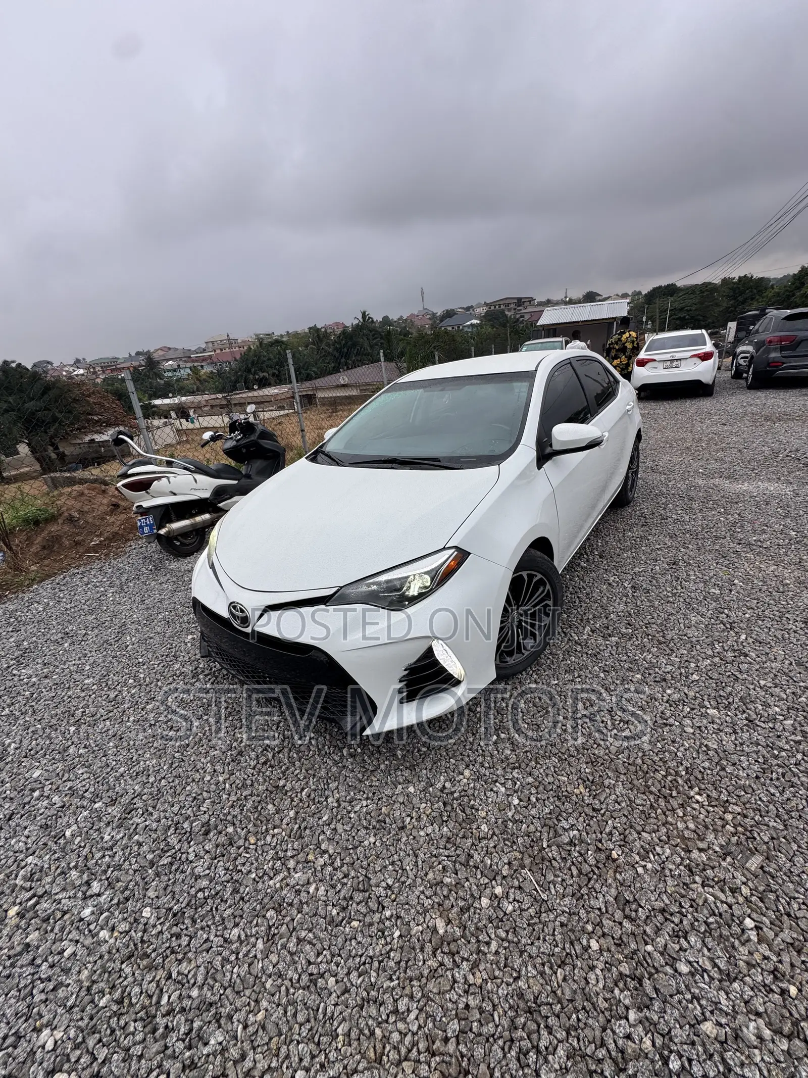 Toyota Corolla S 4dr Sedan (1.8L 4cyl CVT) 2016 White