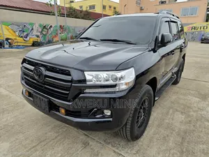 Toyota Land Cruiser 2015 Black