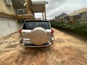 Toyota RAV4 Limited 2008 Beige