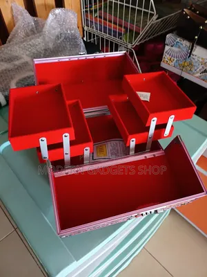 Luxury Makeup Organizer Box – Portable Cosmetic Case