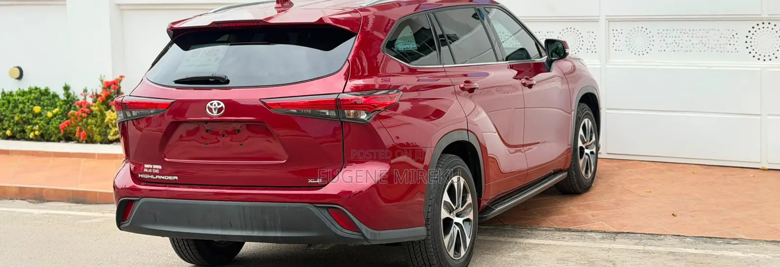 Toyota Highlander 2021 Red