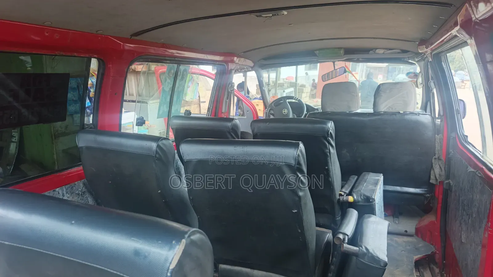 Toyota HiAce 2018 Red