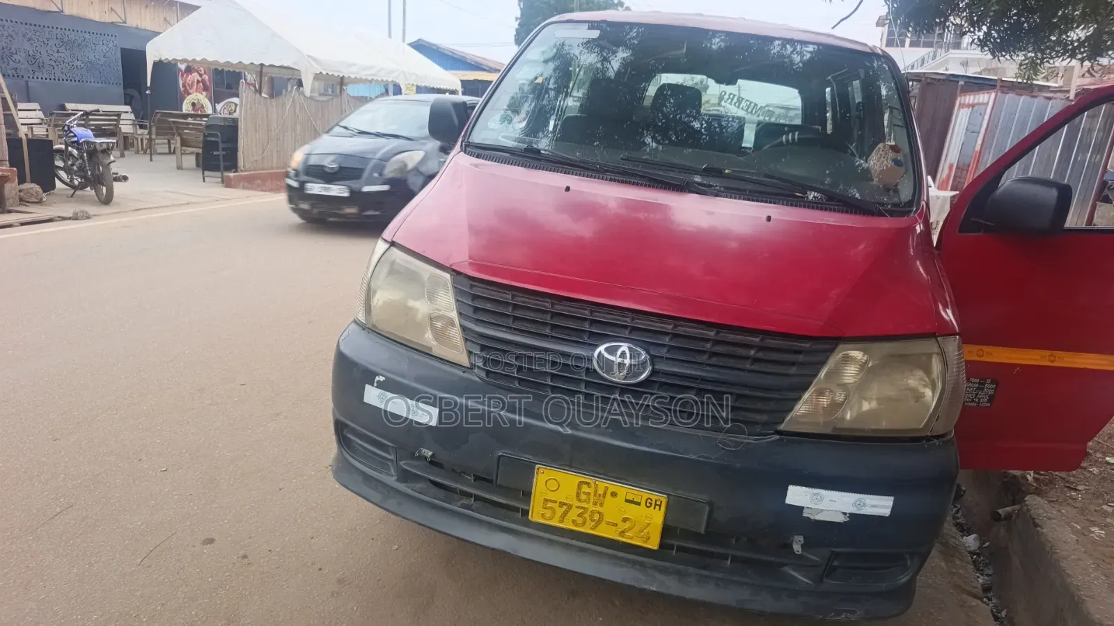 Toyota HiAce 2018 Red