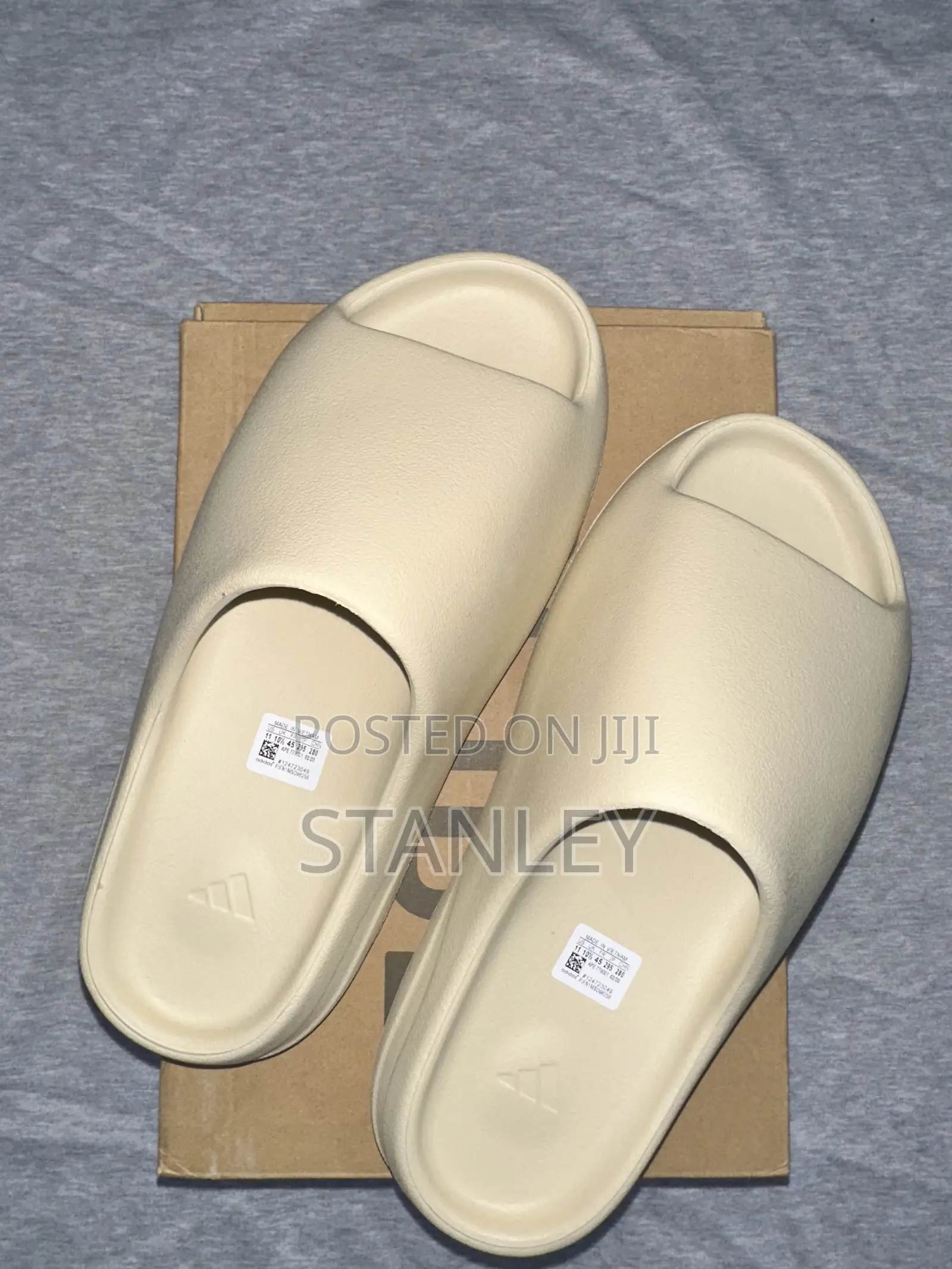 Yeezy Slides