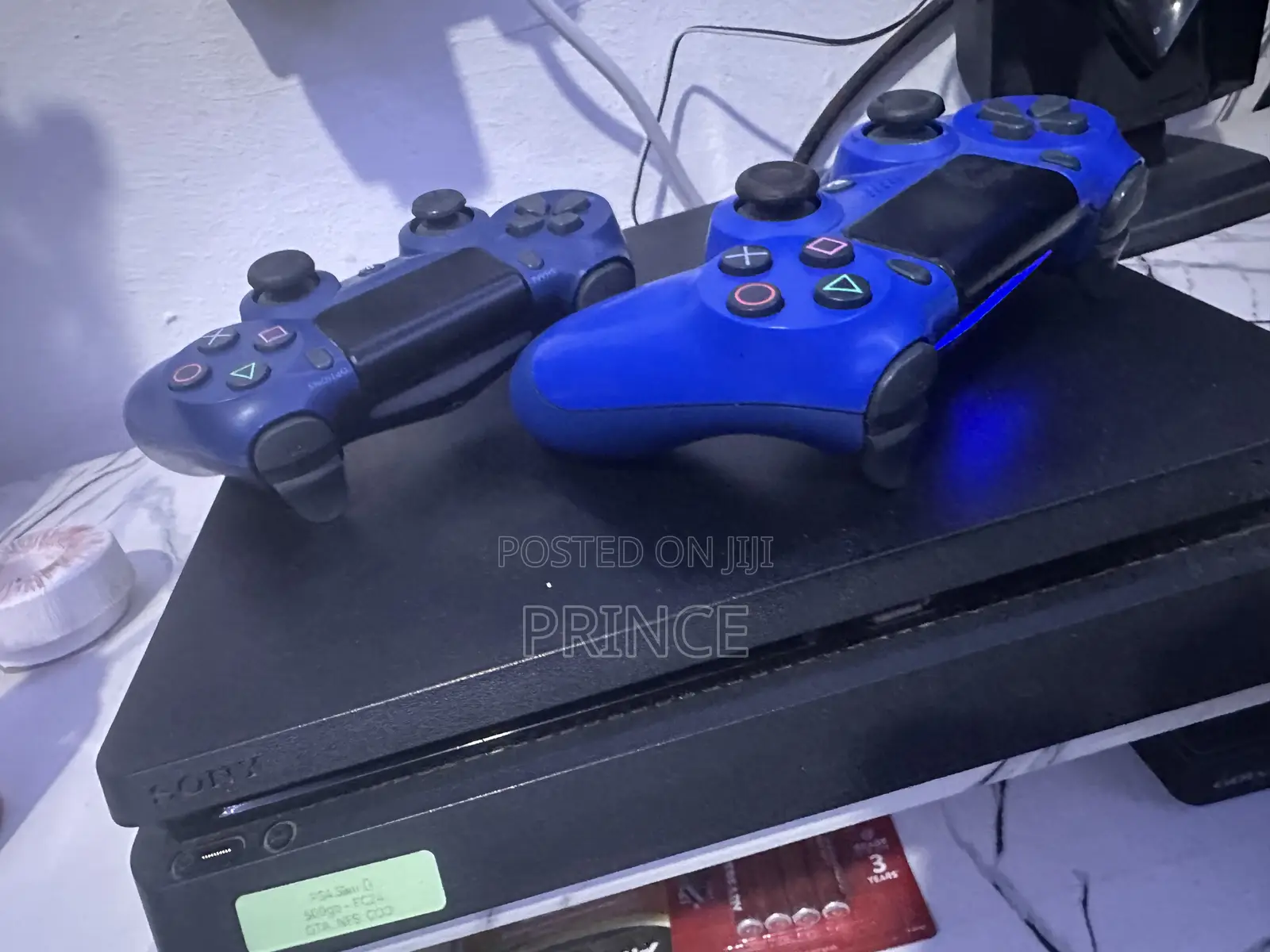 PlayStation 4 Slim