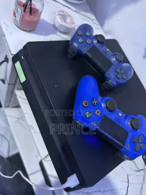 PlayStation 4 Slim