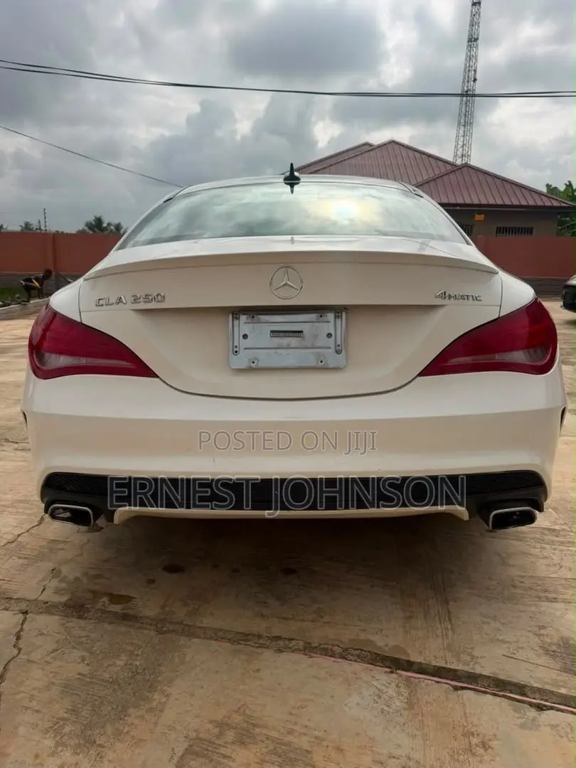 Mercedes-Benz C250 2015 White
