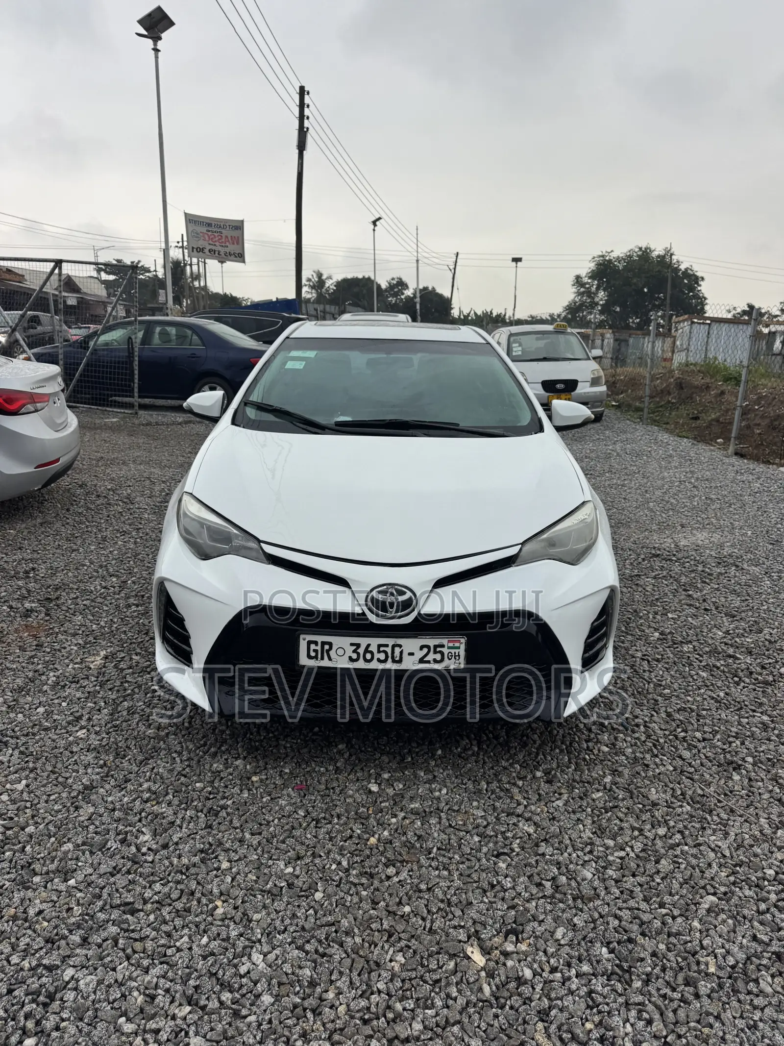 Toyota Corolla S Plus 4dr Sedan (1.8L 4cyl CVT) 2016 White