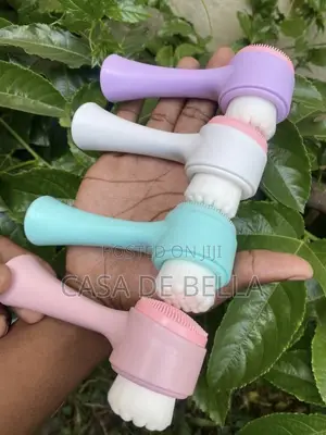 Facial Brushes