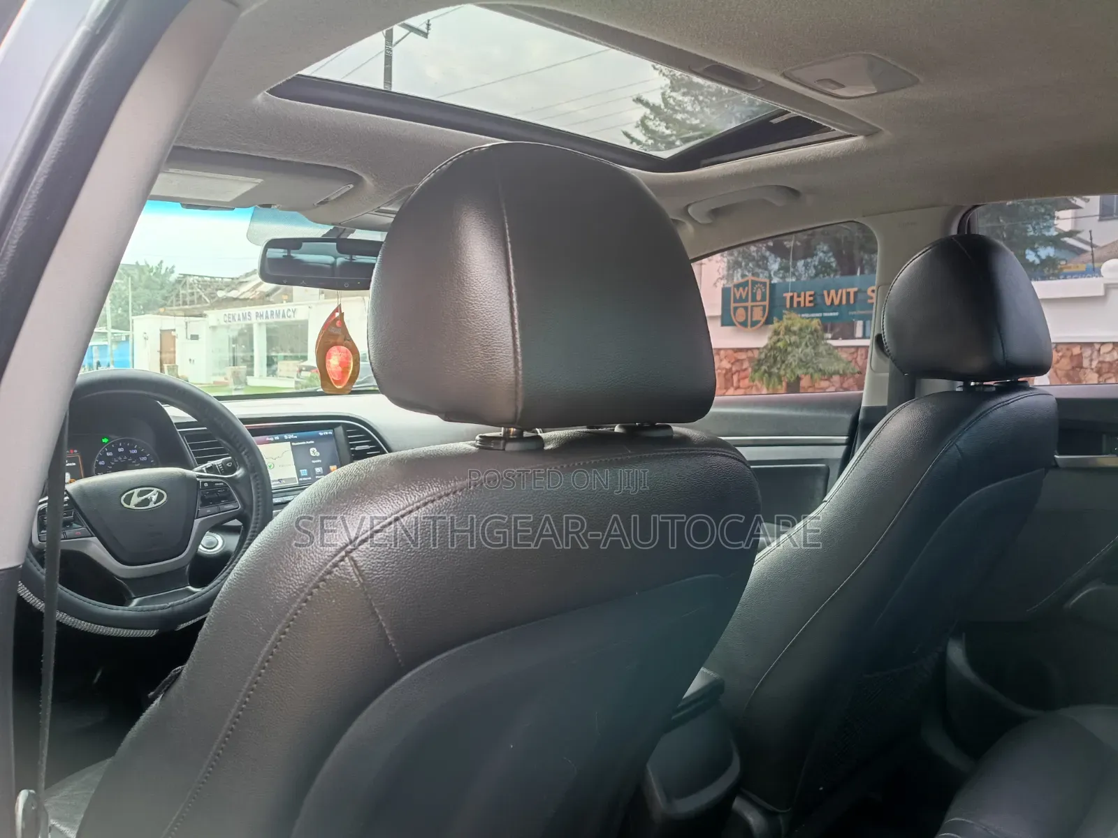 Hyundai Elantra Limited Sedan FWD (2.0L 4cyl 6A) 2017 Gray