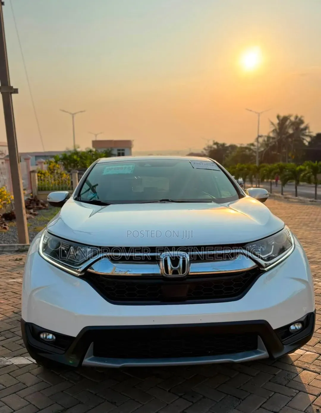 Neat Unregistered 2018 Model
Honda CR-V AWD White