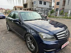Mercedes-Benz C250 2014 Blue