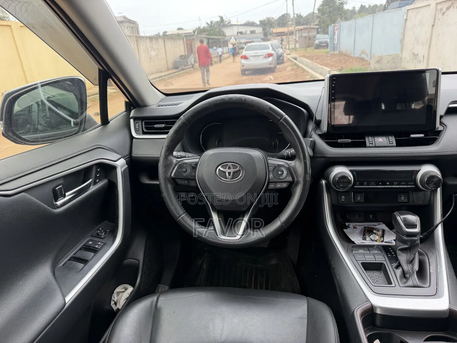 Toyota RAV4 XLE AWD 2020 Black