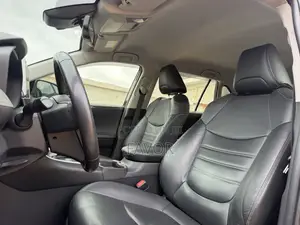 Toyota RAV4 XLE AWD 2020 Black