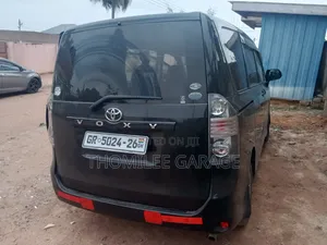 Toyota Voxy 2010 Black
