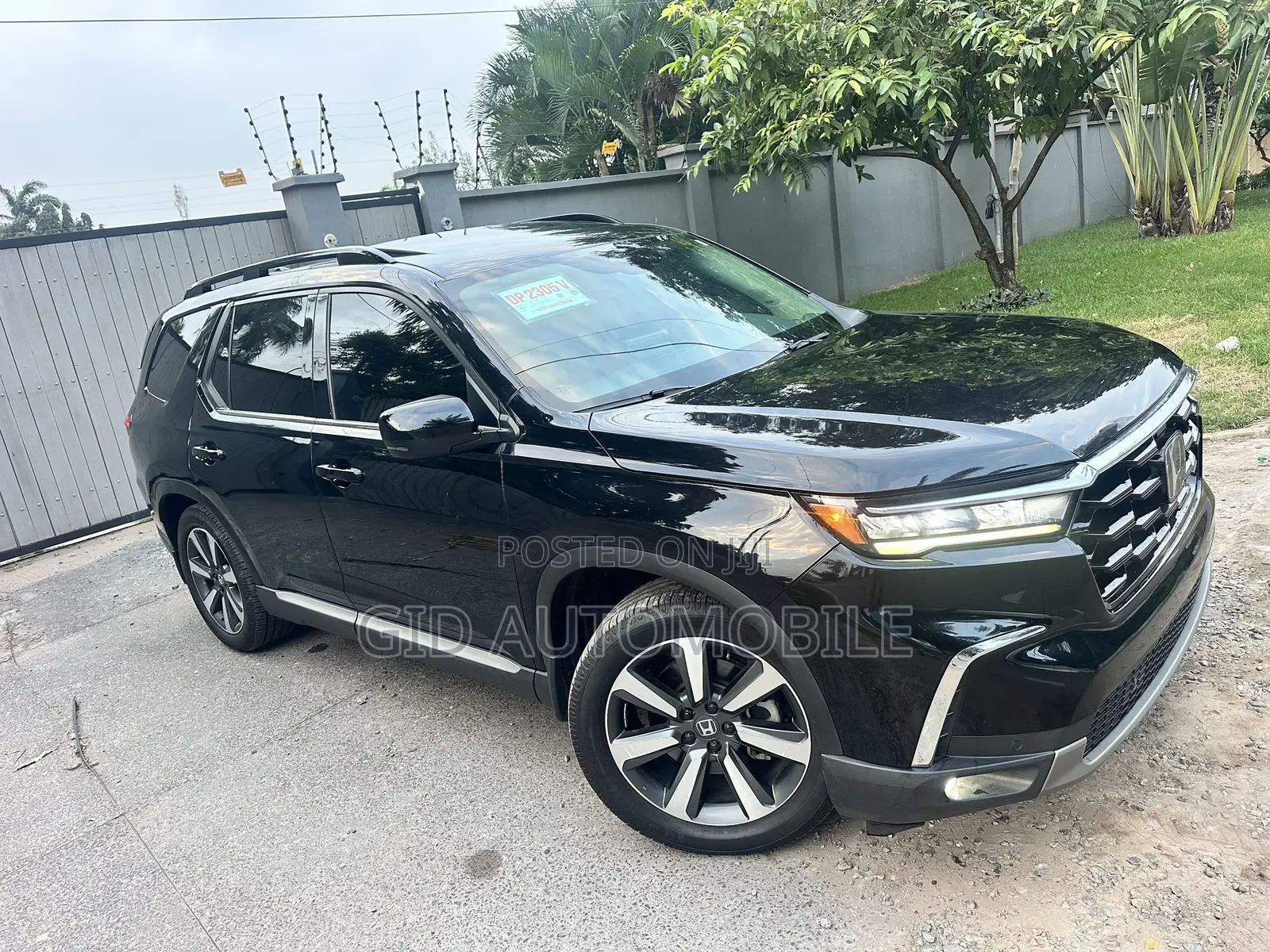 Honda Pilot Touring AWD 2025 Black