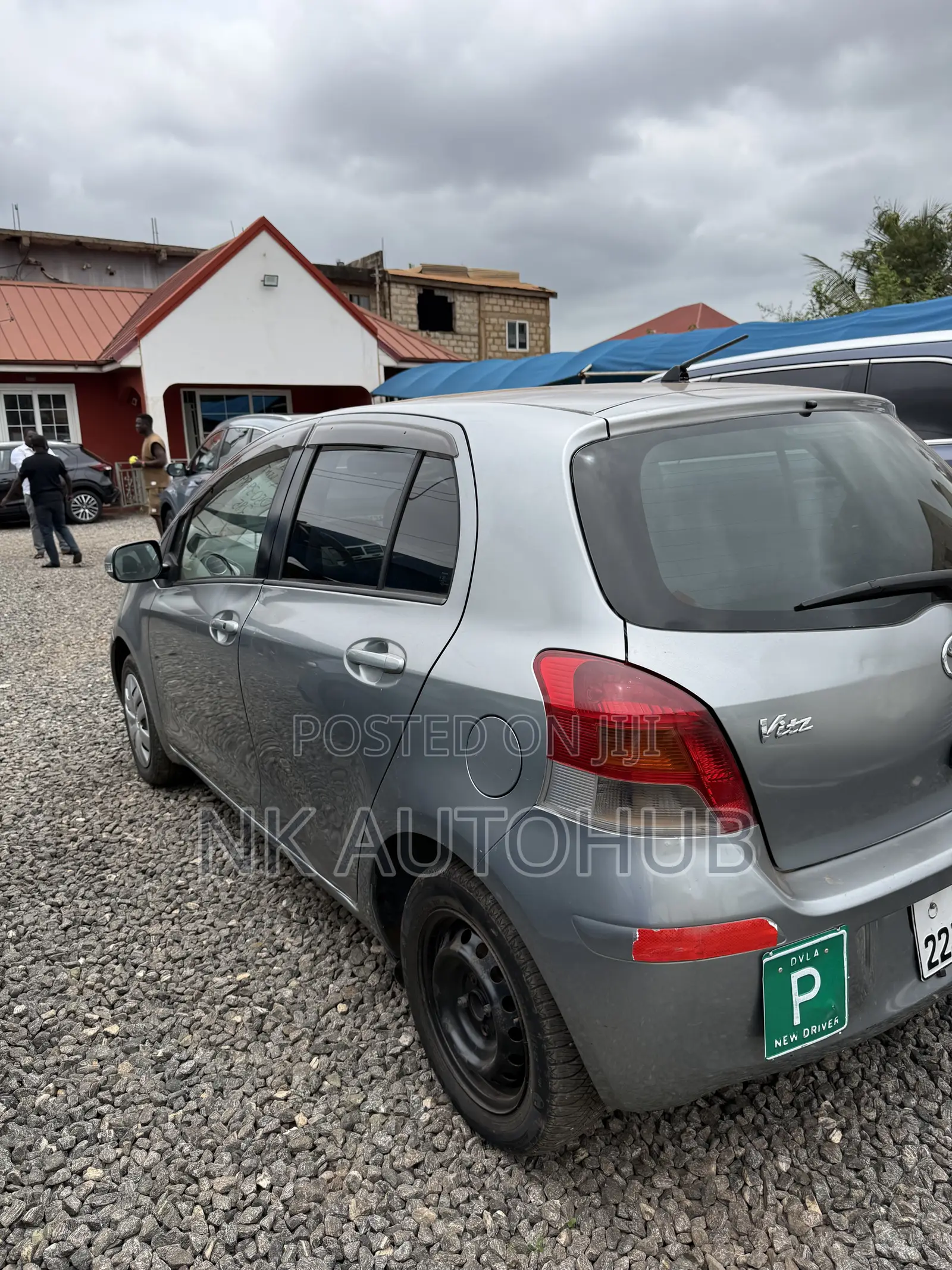 Toyota Vitz 1.3 AWD 3dr 2010 Silver