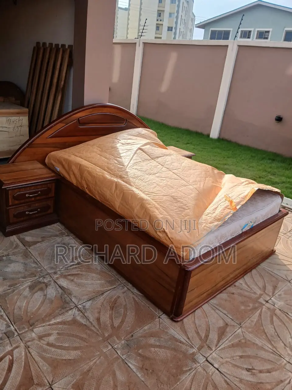 Bed for Sale at a Cool Price