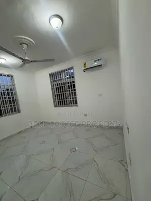 2bdrm Apartment in Nanakrom, School Junction for rent
