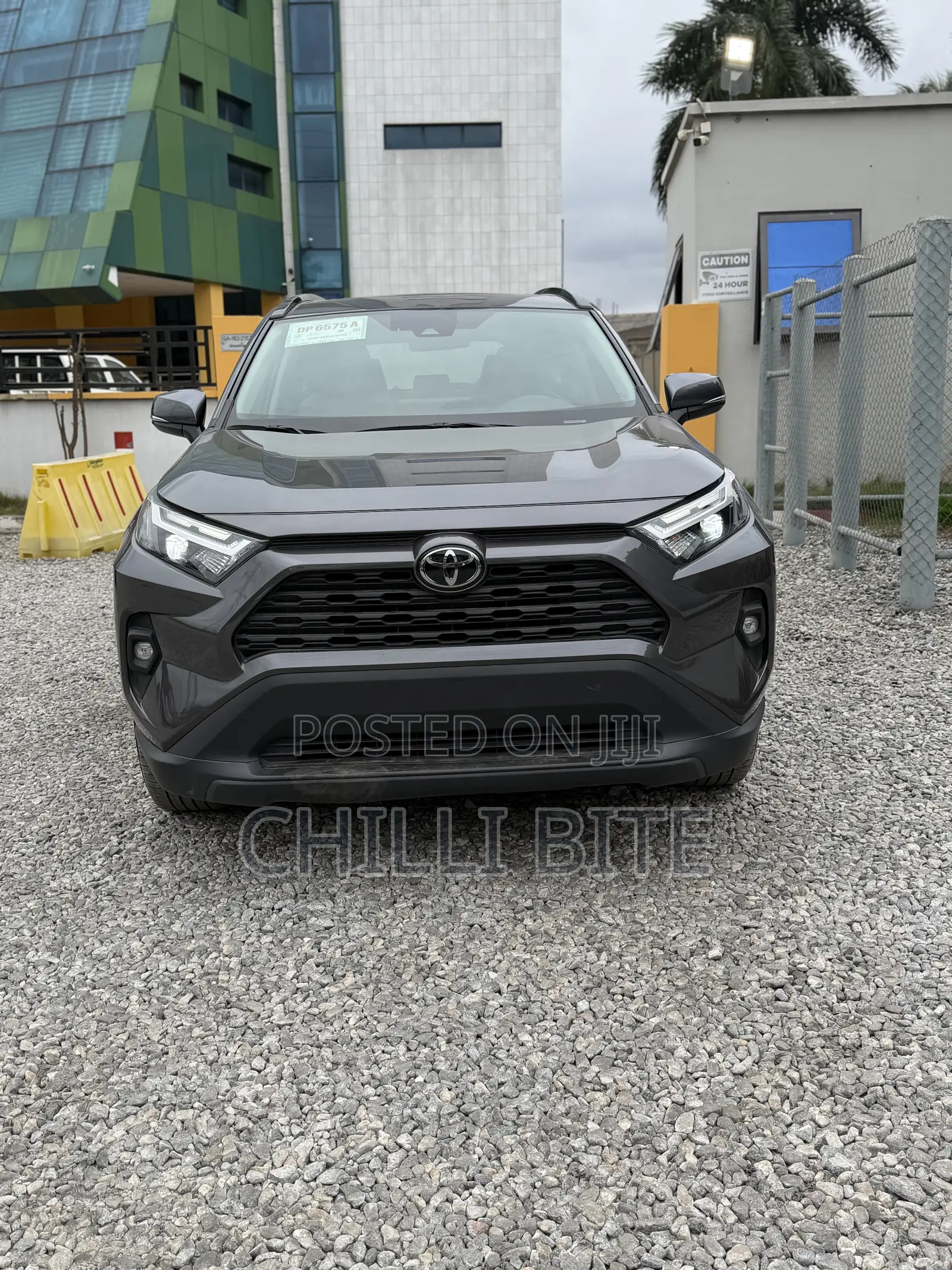 Toyota RAV4 XLE FWD 2023 Gray