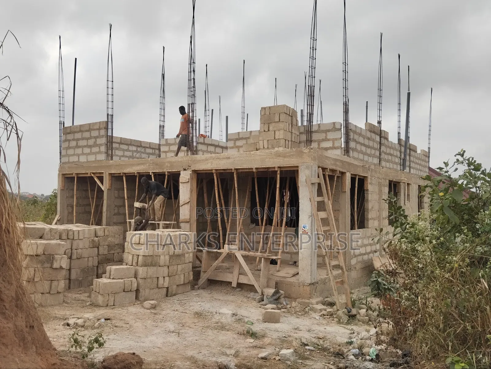 Slab or Decking Formwork for Rent.