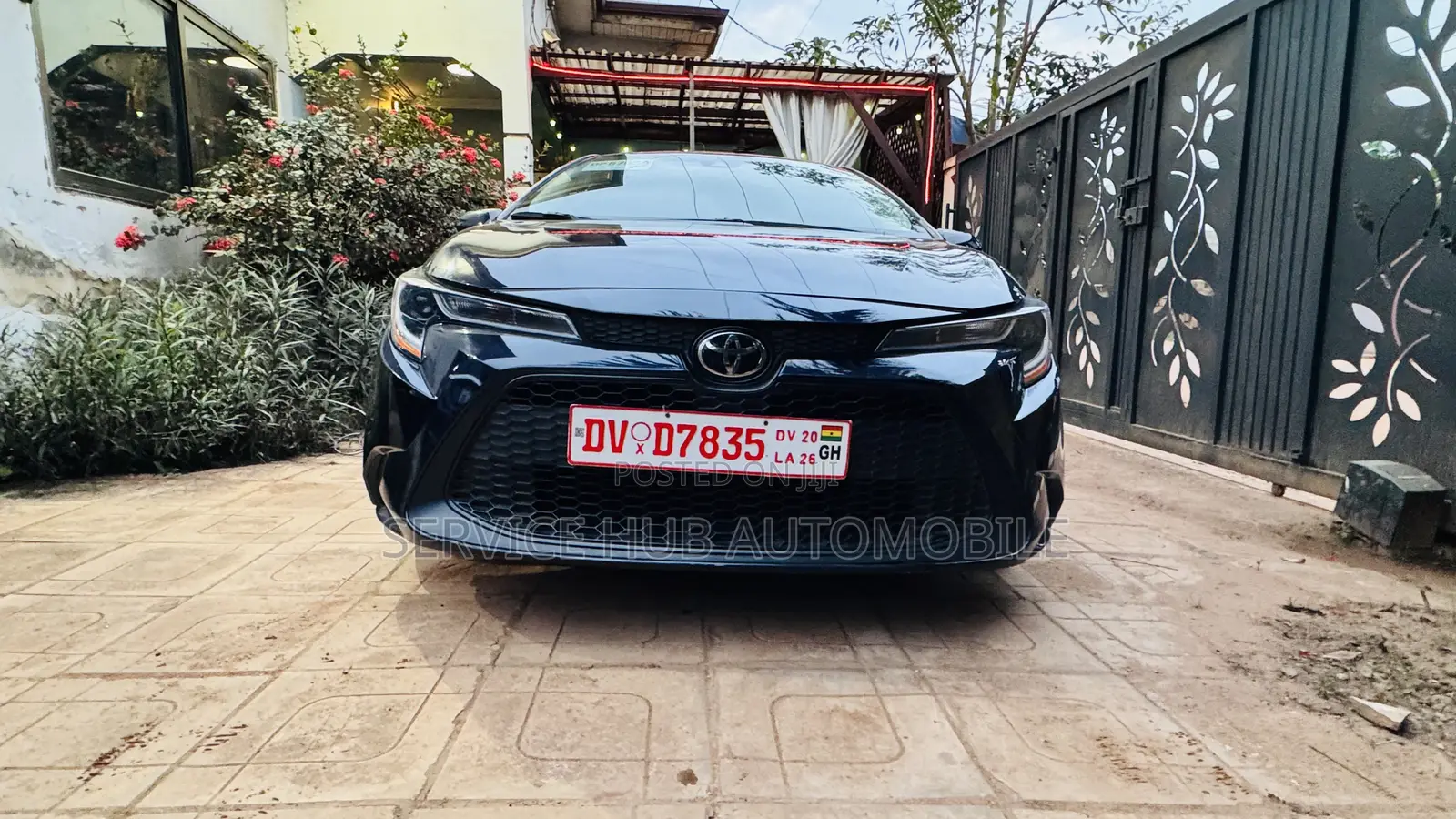 Toyota Corolla LE 2022 Blue