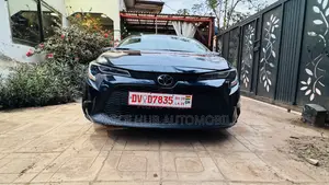 Toyota Corolla LE 2022 Blue