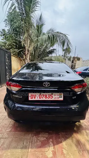 Toyota Corolla LE 2022 Blue