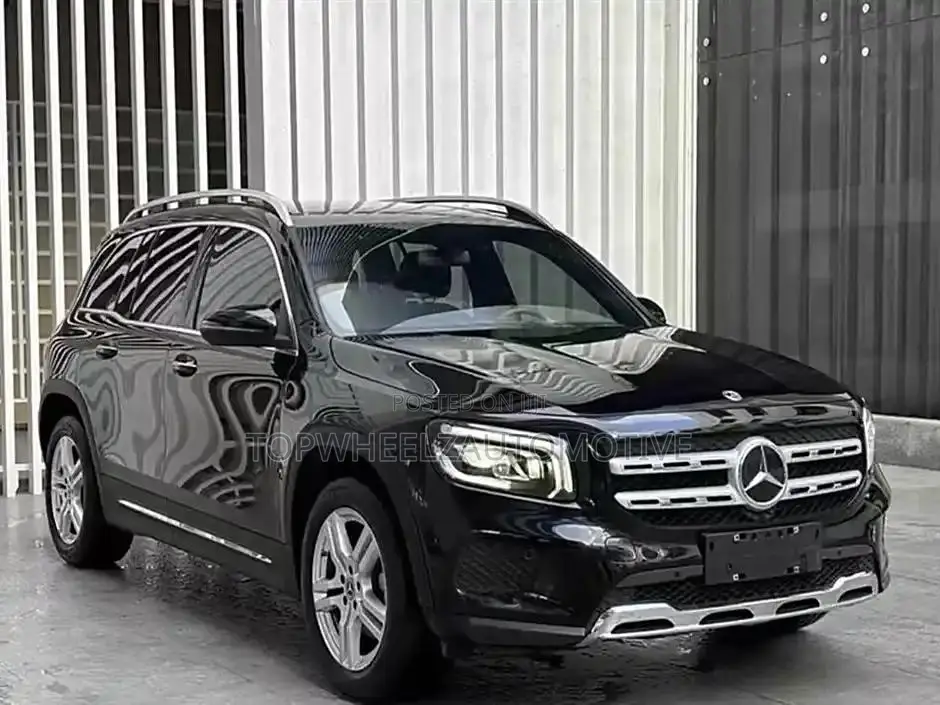 New Mercedes-Benz GLB-Class 2020 Black