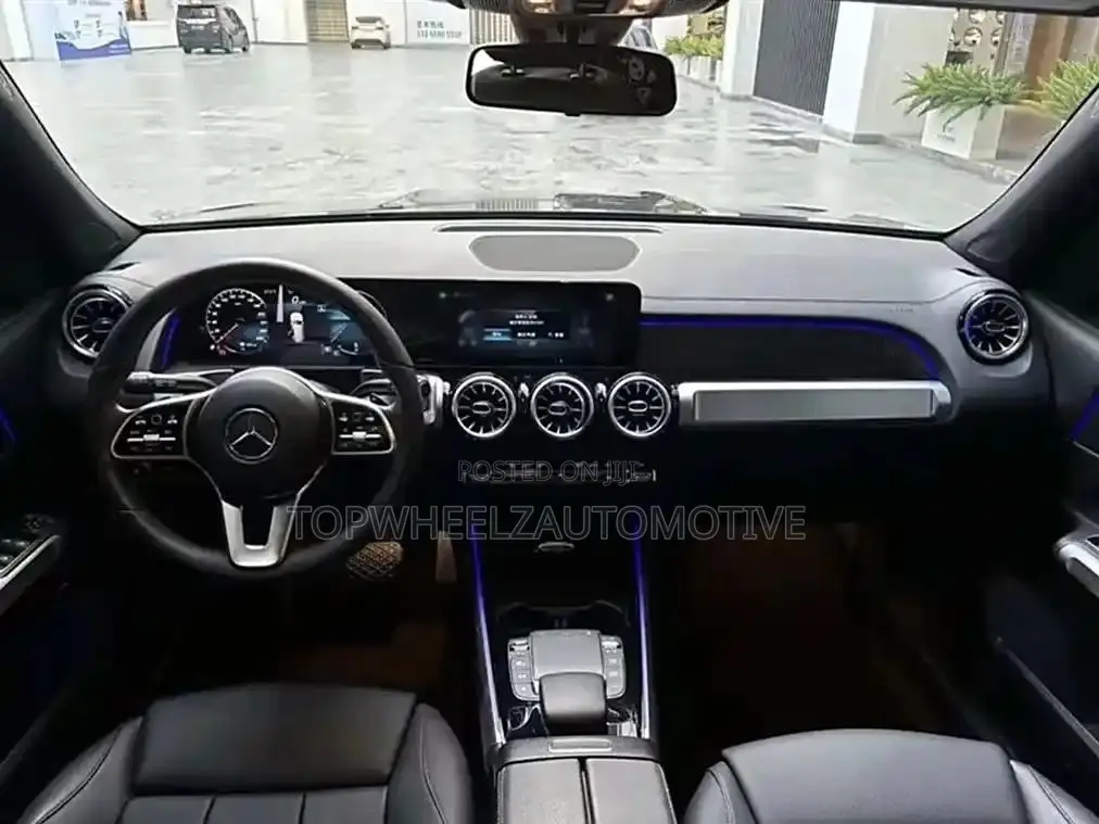 New Mercedes-Benz GLB-Class 2020 Black