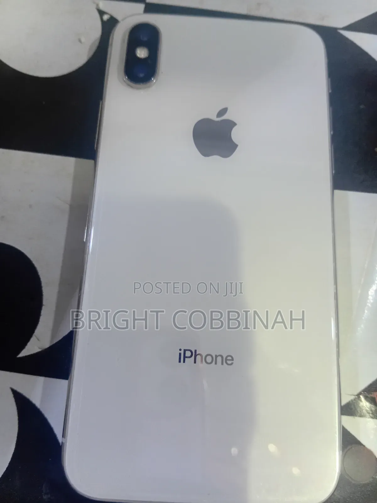 Apple iPhone X 256 GB White