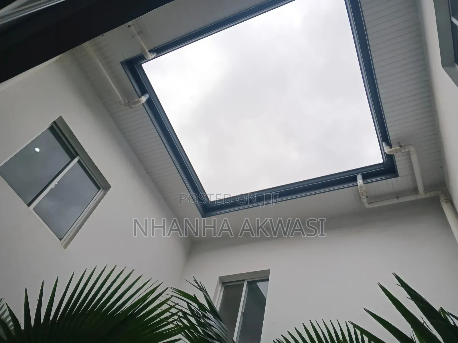 5bdrm House in Sakumono Ntac for rent